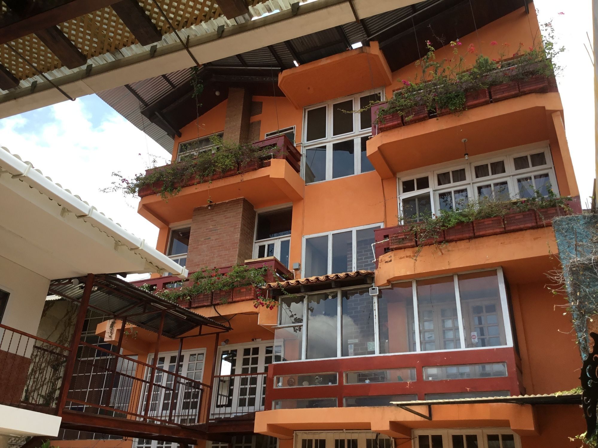 Euro Hostal Guatemala City Exteriör bild