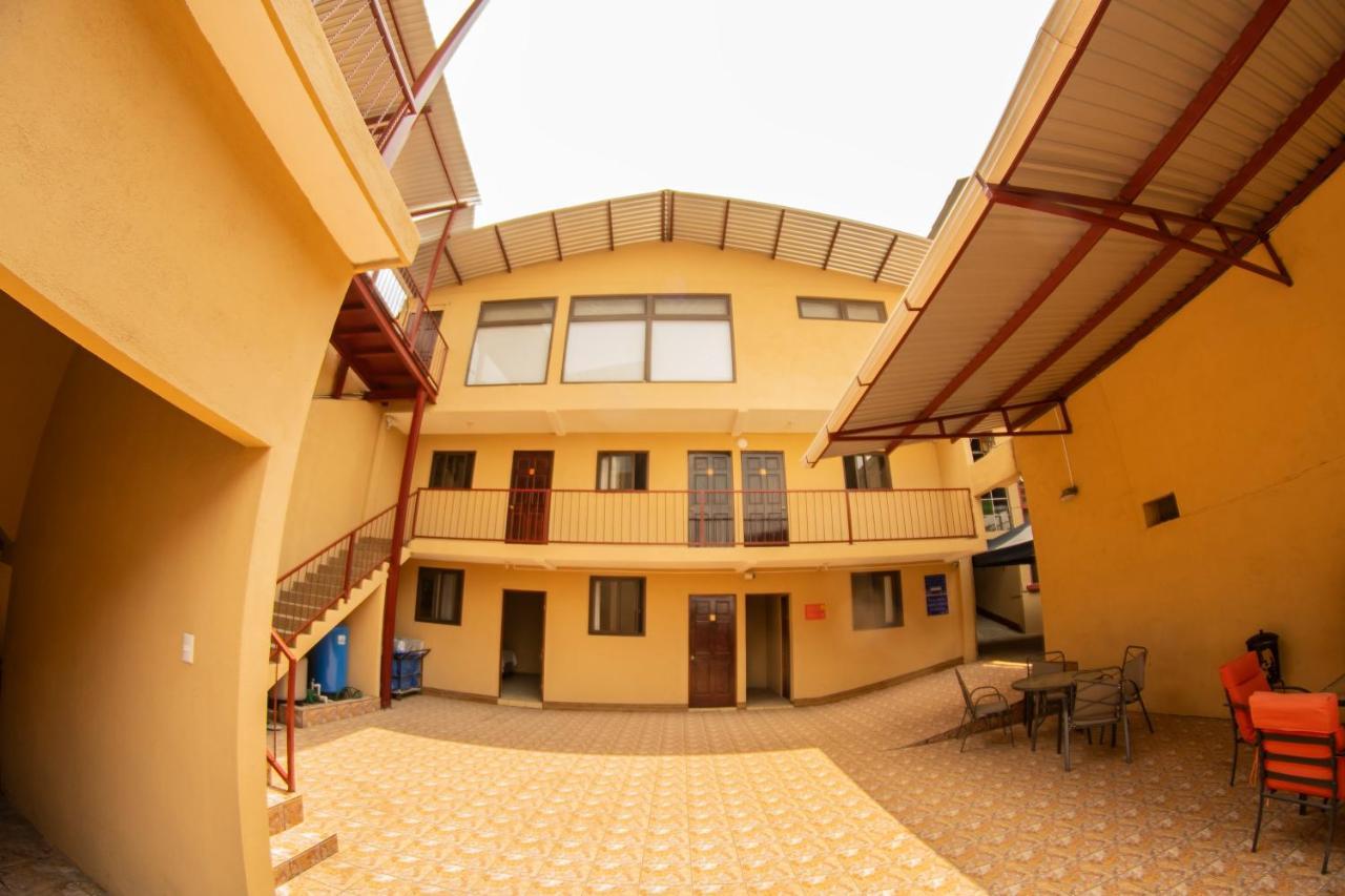 Euro Hostal Guatemala City Exteriör bild
