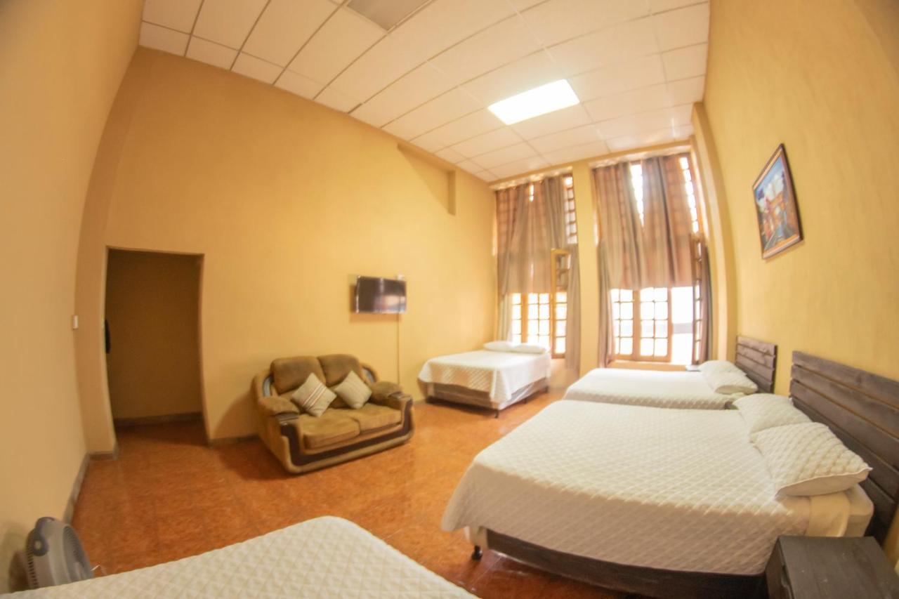 Euro Hostal Guatemala City Exteriör bild